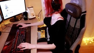 CUTE GIRL FUCKED HARD WHILE PLAYING A VIDEO GAME